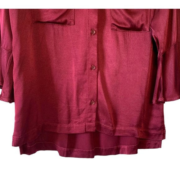 MODODOC Red Satin 3/4 Bell-Cuff Sleeve Collarless Button-Up Blouse NWT Medium - Picture 5 of 7